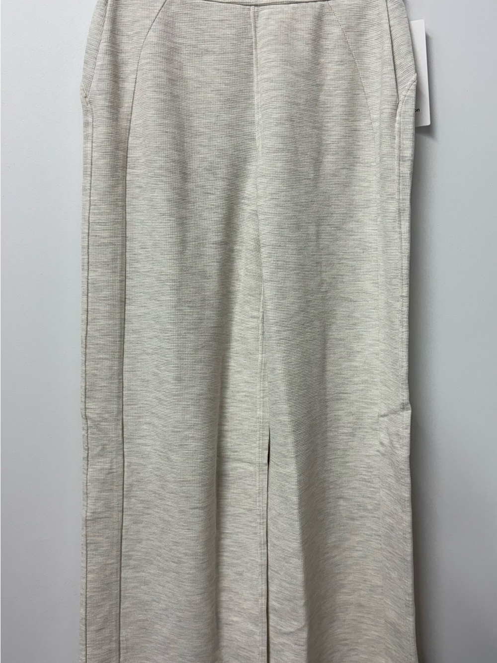 LuluLemon Scuba Oversized Full-Zip Waffle Knit Hoodie+Pant SET in Hthrd Lt Ivory - Picture 5 of 10